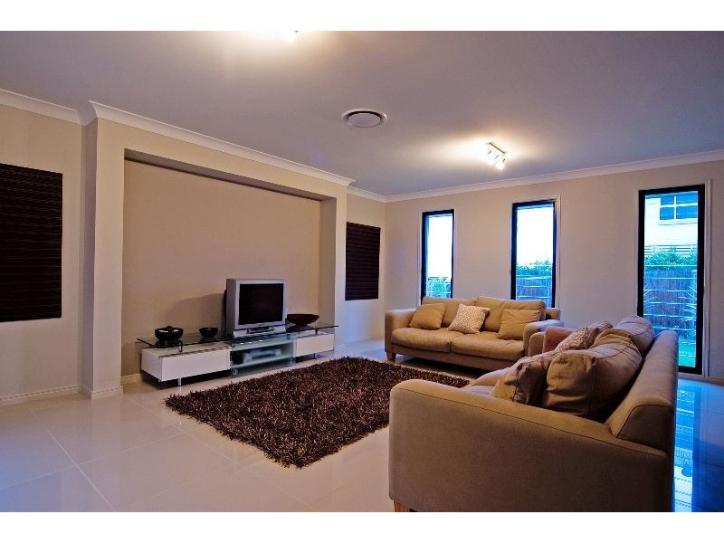 15  Zeus Crt, Coomera QLD 4209