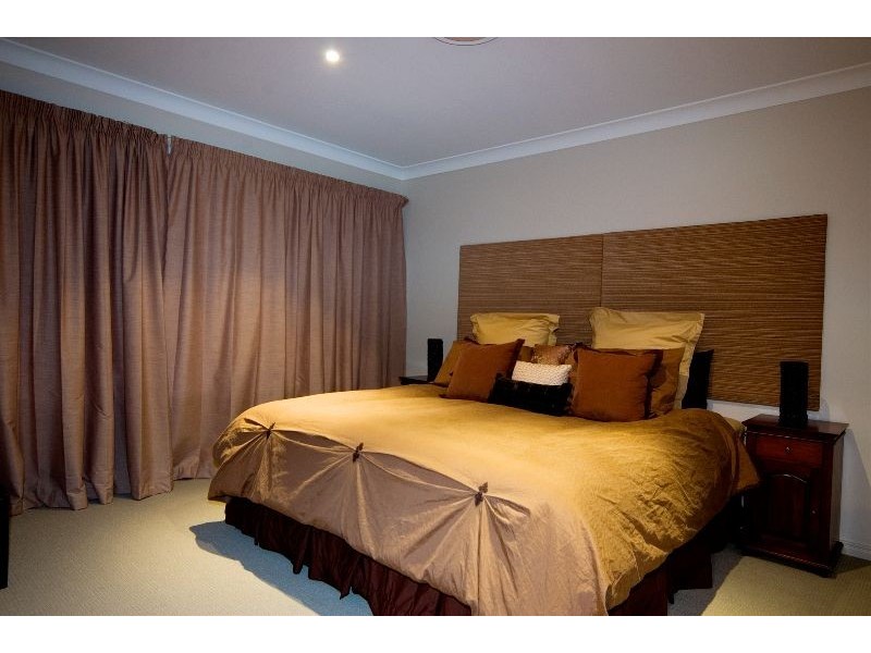 15  Zeus Crt, Coomera QLD 4209