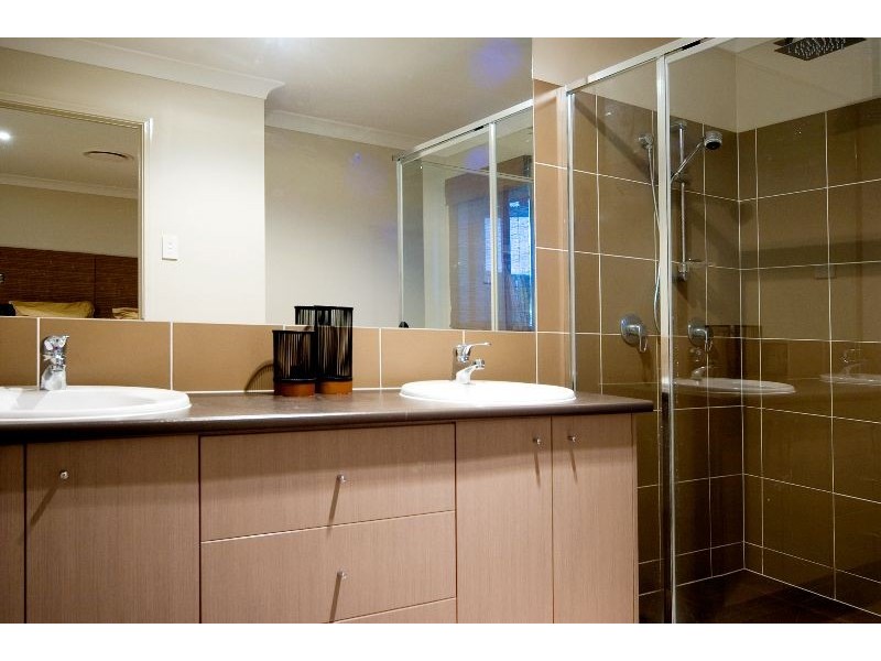 15  Zeus Crt, Coomera QLD 4209