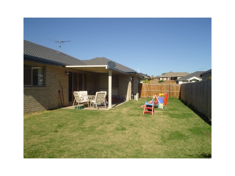 25  Shawnee Crescent, Pimpama QLD 4209