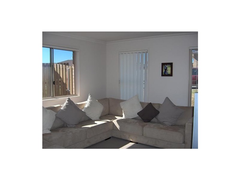 8   Kona Way, Pimpama QLD 4209