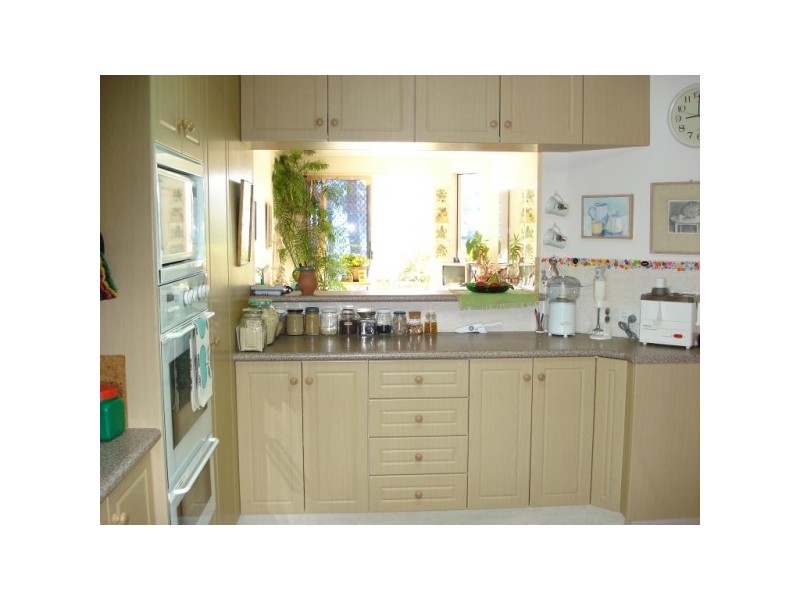 Paradise Point QLD 4216