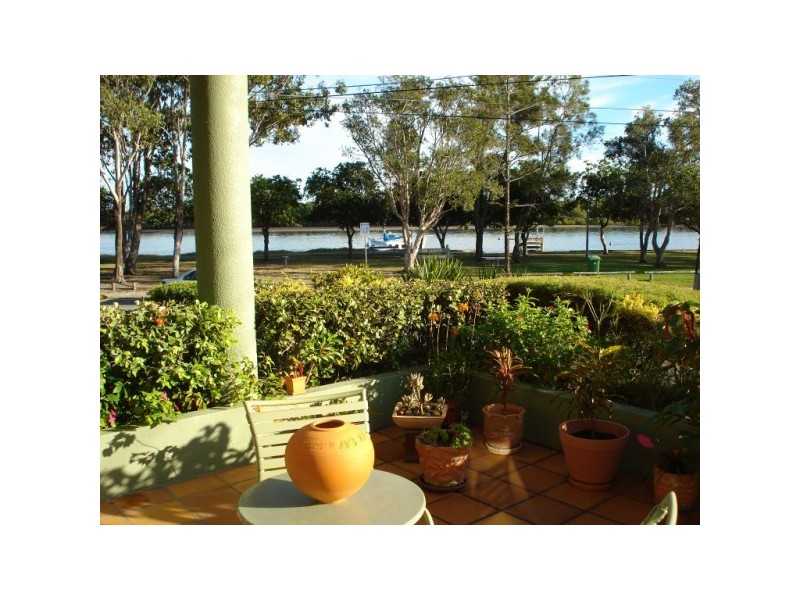 Paradise Point QLD 4216