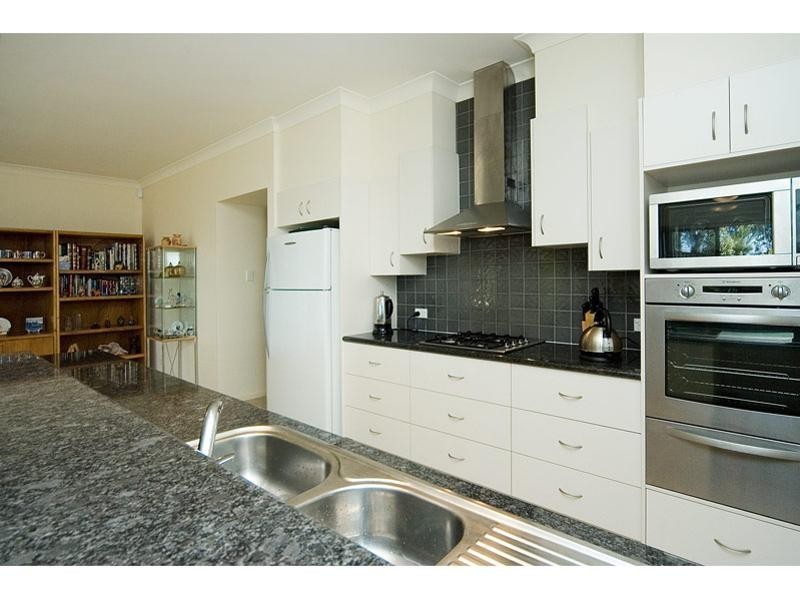 37 Buccaneer Way, Coomera QLD 4209