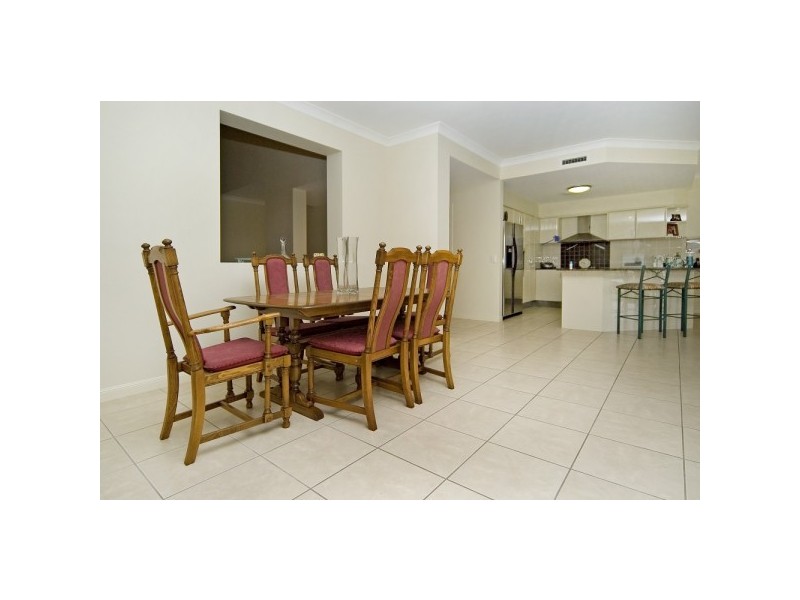 2168  Beaufort Way, Hope Island QLD 4212