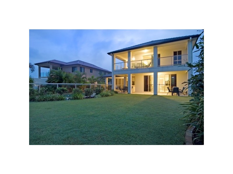 2168  Beaufort Way, Hope Island QLD 4212