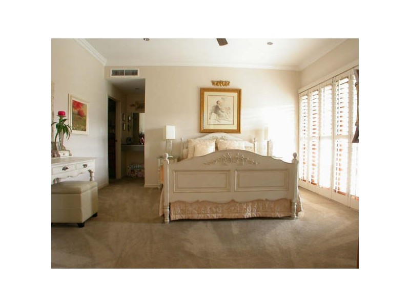 2328 Cressbrook Drive, Hope Island QLD 4212