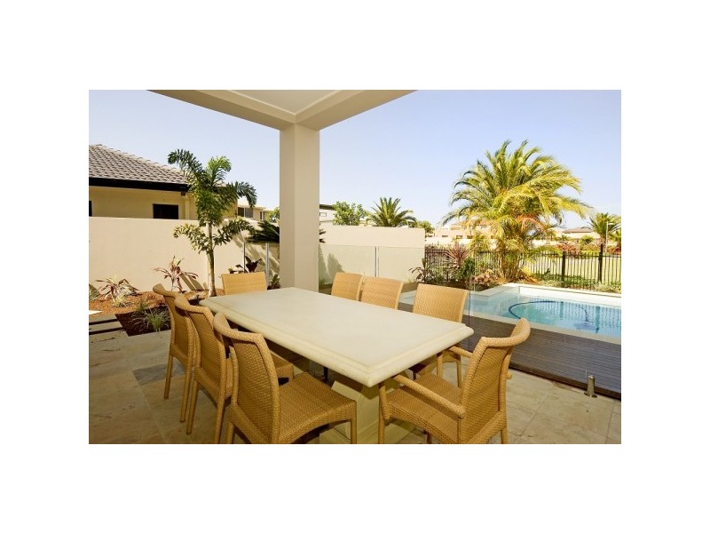 2524  Gracemere Cir, Hope Island QLD 4212