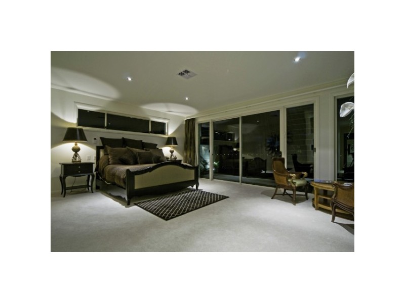 2119 The Circle, Sanctuary Cove QLD 4212