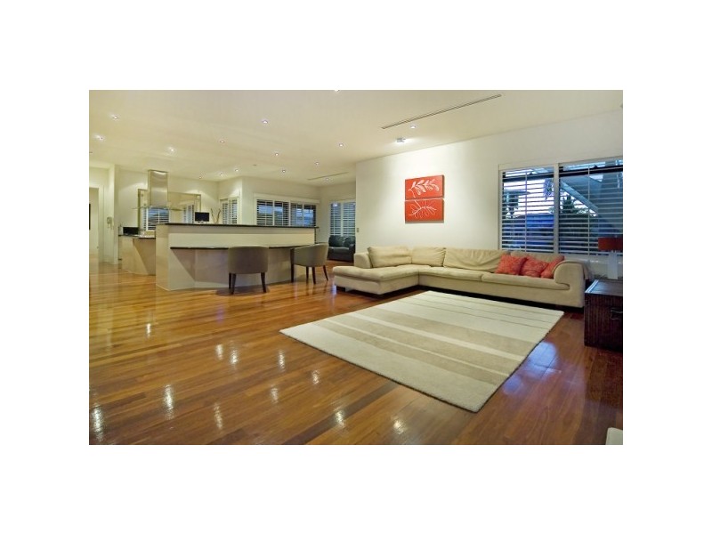 1133 Beechwood Drive, Hope Island QLD 4212