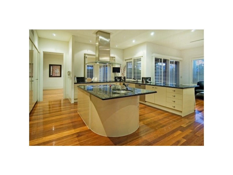 1133 Beechwood Drive, Hope Island QLD 4212