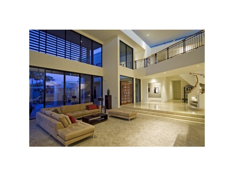 1133 Beechwood Drive, Hope Island QLD 4212