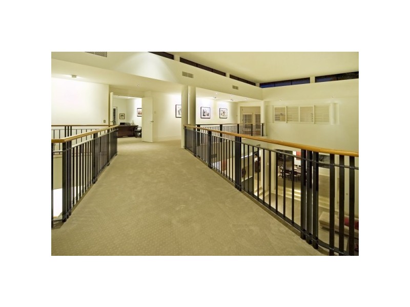 1133 Beechwood Drive, Hope Island QLD 4212