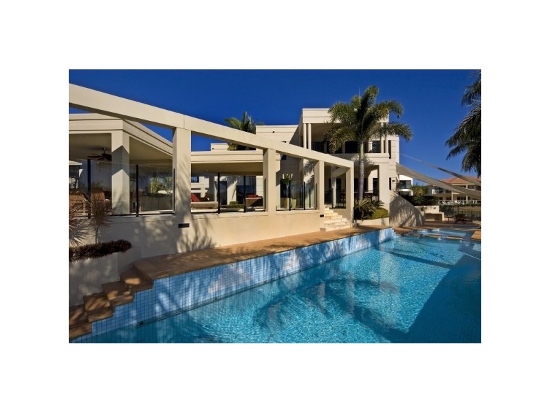 1133 Beechwood Drive, Hope Island QLD 4212