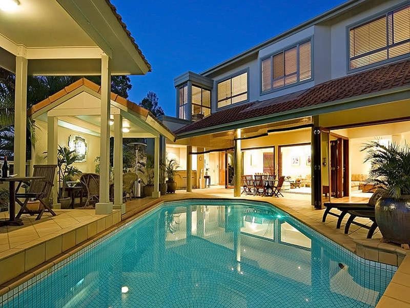 1666  Riverdale Drive, Hope Island QLD 4212