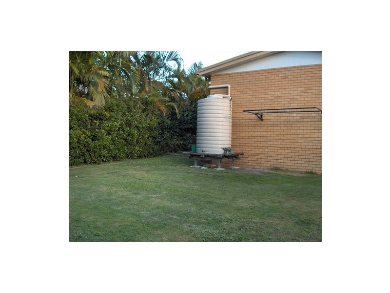 17  Bellevue Parade, Labrador QLD 4215