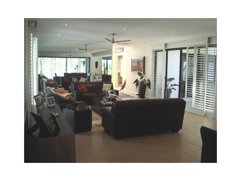 2202   The Parkway, Sanctuary Cove QLD 4212