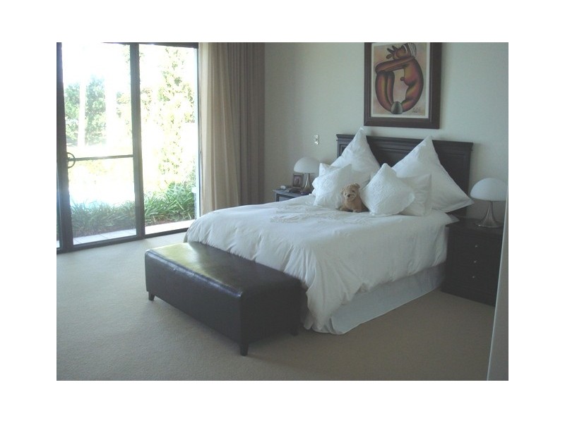 2202   The Parkway, Sanctuary Cove QLD 4212