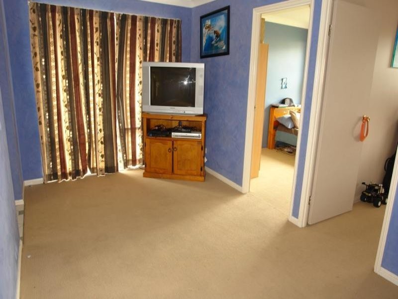 23  Pacific Pines Boulevard, Pacific Pines QLD 4211