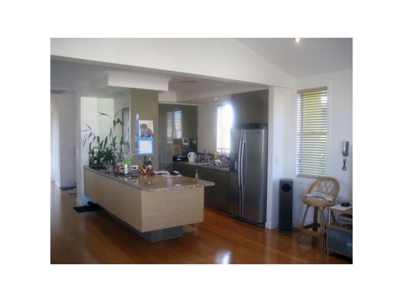 6011 Calardo Avenue, Hope Island QLD 4212