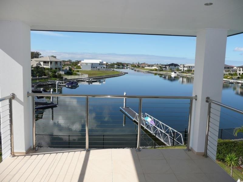 Hope Island QLD 4212