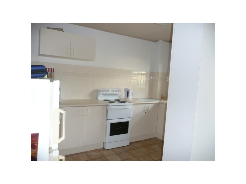 9/16  Old Burleigh Road, Surfers Paradise QLD 4217