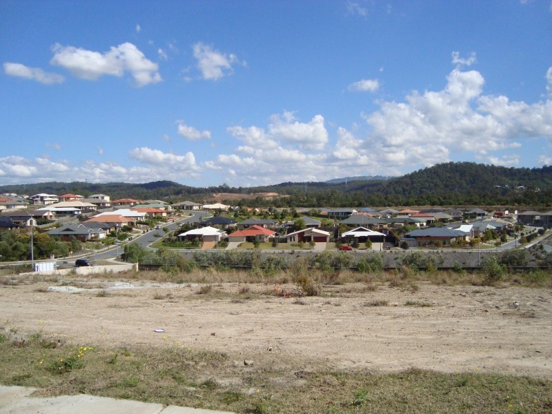 2  SANGSTER CRESENT, Pacific Pines QLD 4211