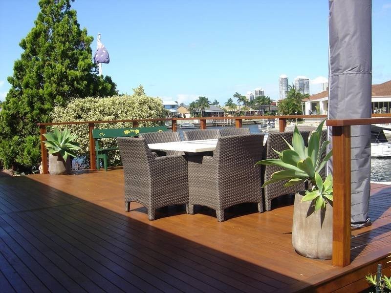 2 Pebble Beach Drive, Runaway Bay QLD 4216