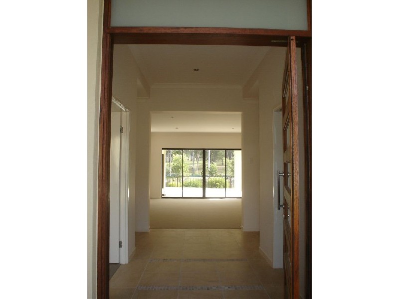 5  Picnic Creek Drive, Coomera QLD 4209