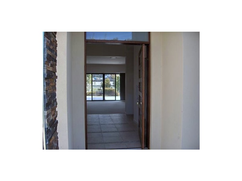 5  Picnic Creek Drive, Coomera QLD 4209