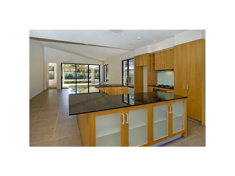 3008 Hillside Walk, Sanctuary Cove QLD 4212