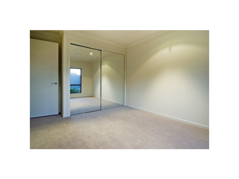 3008 Hillside Walk, Sanctuary Cove QLD 4212