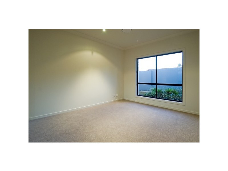 3008 Hillside Walk, Sanctuary Cove QLD 4212