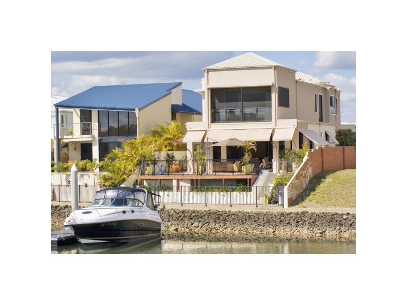 8074  Riverside Drive, Sanctuary Cove QLD 4212