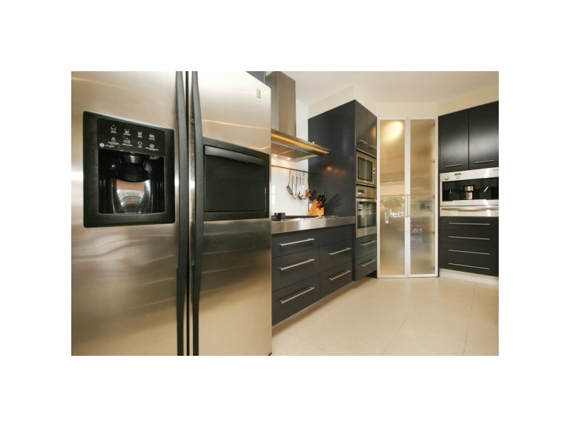 8074  Riverside Drive, Sanctuary Cove QLD 4212