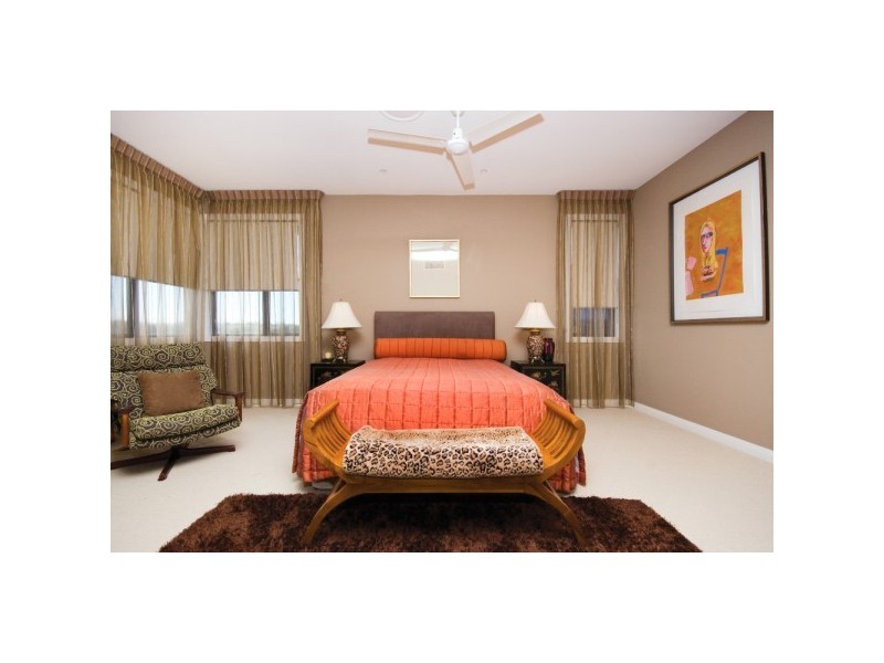 8074  Riverside Drive, Sanctuary Cove QLD 4212