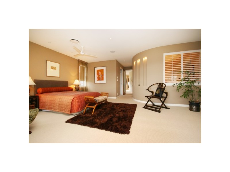 8074  Riverside Drive, Sanctuary Cove QLD 4212