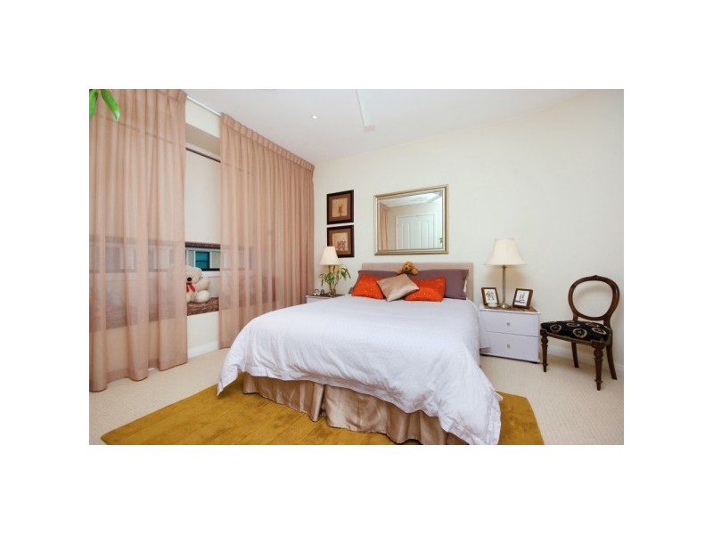 8074  Riverside Drive, Sanctuary Cove QLD 4212