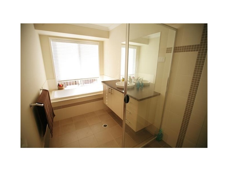 10  Crusade Court, Coomera QLD 4209