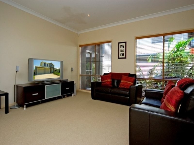 14  Buccaneer Way, Coomera QLD 4209