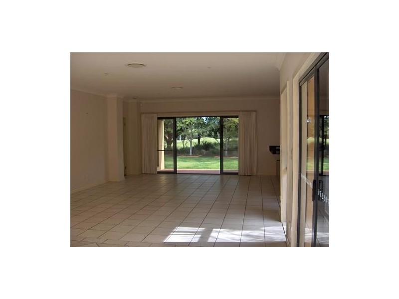 8382  Magnolia Drive East, Hope Island QLD 4212