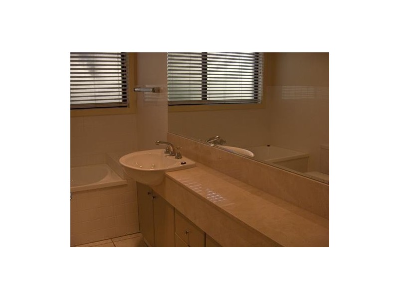 8382  Magnolia Drive East, Hope Island QLD 4212