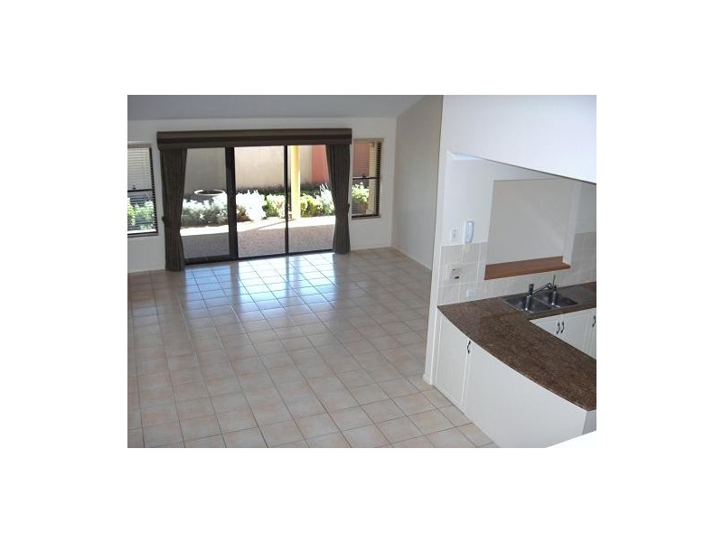 38  Caseys Road, Hope Island QLD 4212