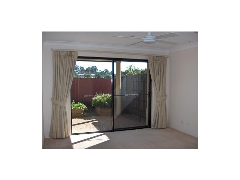 38  Caseys Road, Hope Island QLD 4212