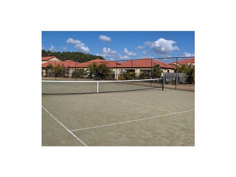 38  Caseys Road, Hope Island QLD 4212
