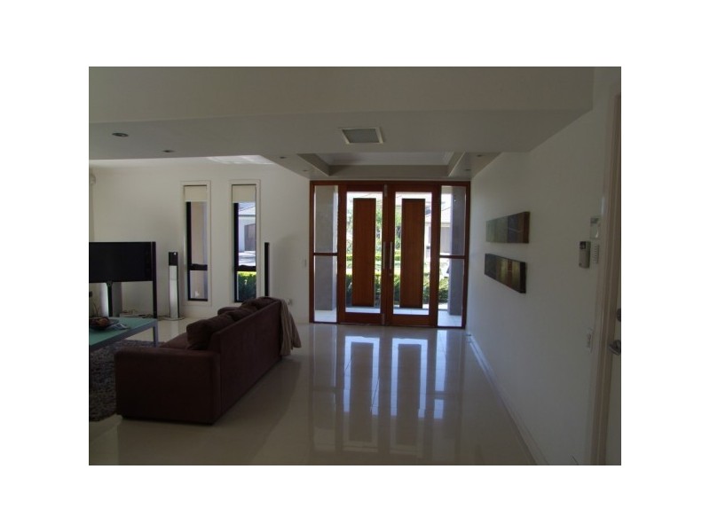 2539 Gracemere Circuit West, Hope Island QLD 4212