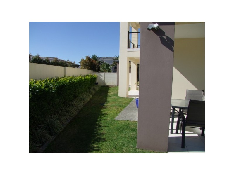 2539 Gracemere Circuit West, Hope Island QLD 4212