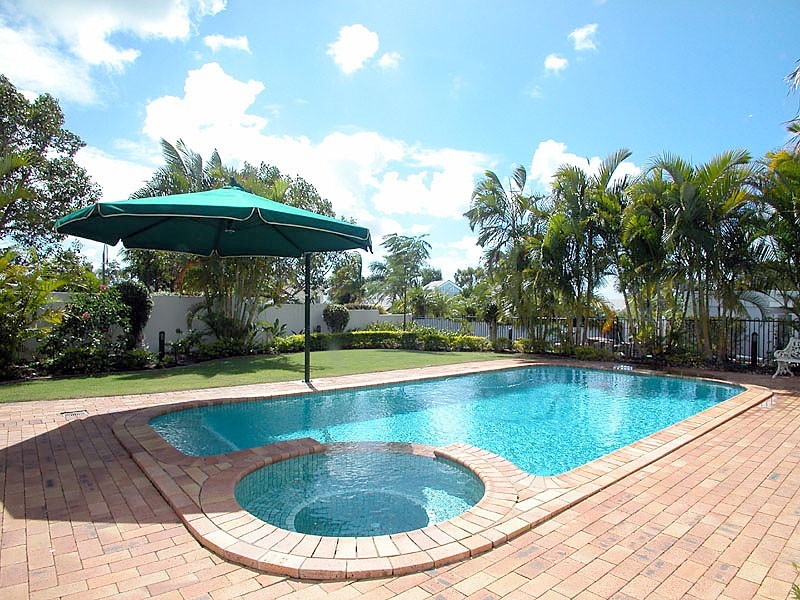 7063 Riverview Crescent, Sanctuary Cove QLD 4212