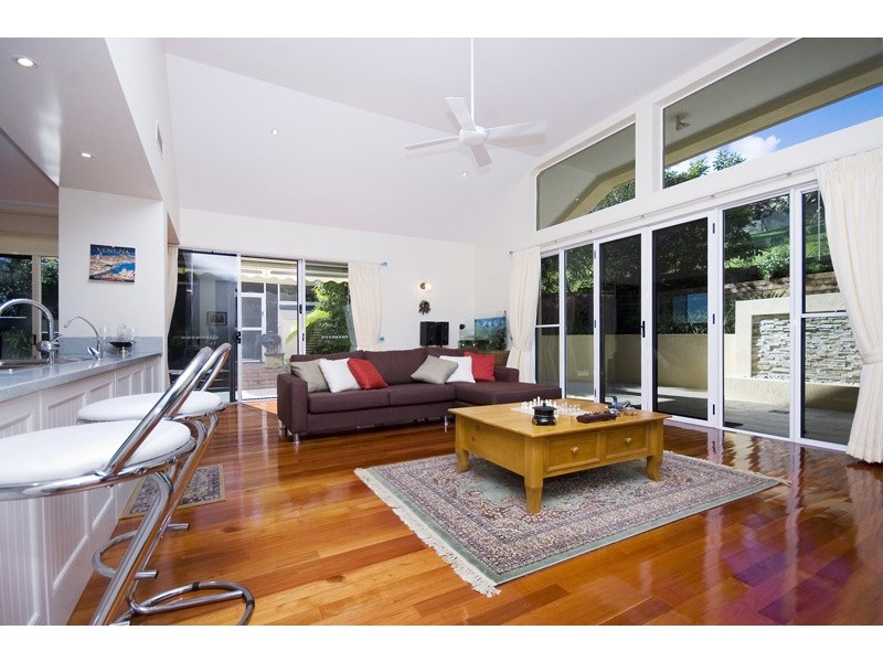 6000  Olympic Drive, Sanctuary Cove QLD 4212