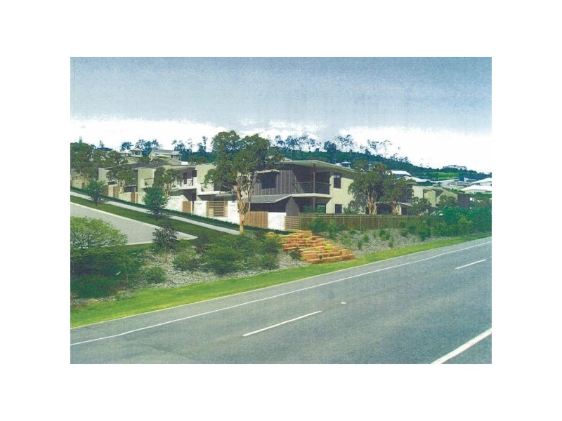 2 SANGSTER CRESENT, Pacific Pines QLD 4211